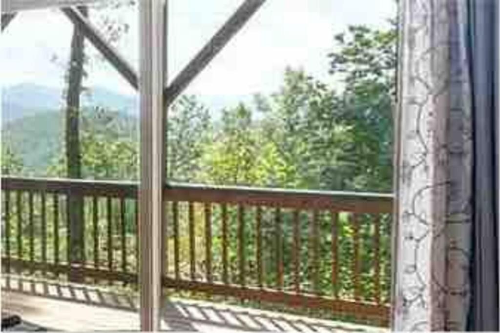 Red Rooster Family Cabin W/Hot Tub+Fire Pit+View Franklin Exterior photo
